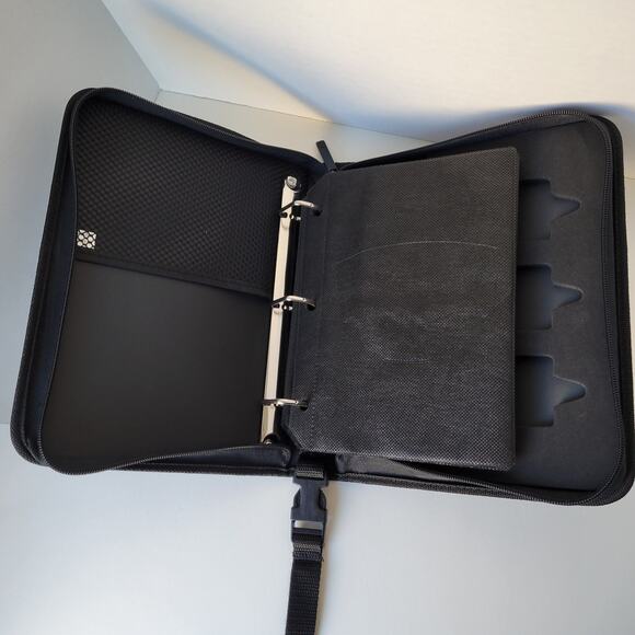 Vtg RARE PlayStation 2/PS2 Game Storage Case Binder, 12 Games, 3 Memory Cards - Picture 3 of 9